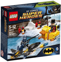 Bộ xếp hình Trận chiến với chim cánh cụt Lego Super Heroes 76010