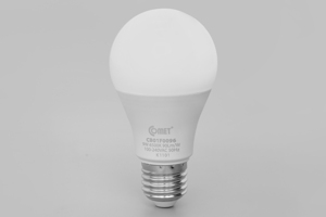 Bóng Led Comet ánh sáng trắng CB01F0096