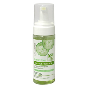 Bọt rửa mặt Dr. Sante Cucumber Balance control 150ml