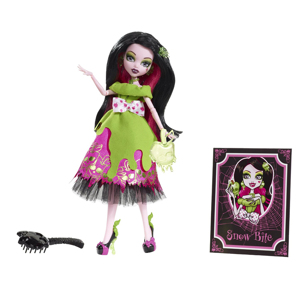 Búp bê Mattel Monster High "Snow Bite" Draculaura