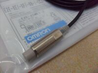 Cảm biến tiệm cận Omron E2E-X5ME1