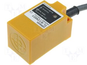 Cảm biến tiệm cận Omron TL-N12MD2-2M