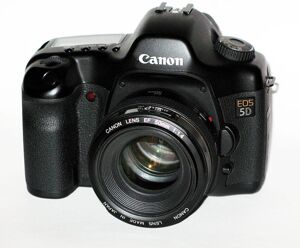 Máy ảnh DSLR Canon EOS 5D Body - 4368 x 2912 pixels