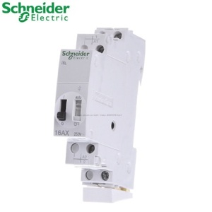 Cầu dao Schneider A9C30815