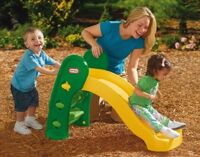 Cầu trượt cho bé Junior Slide Little Tikes - 105cm