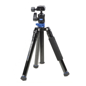 Chân máy ảnh Tripod Benro IS05