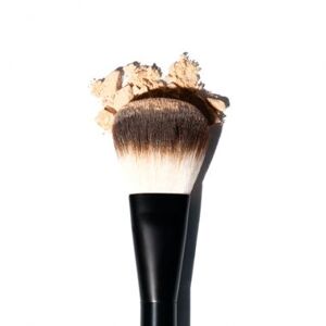 Cọ trang điểm NYX Pro Brush Powder