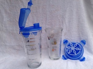 Cốc thủy tinh chia vạch có nắp đậy Glassware