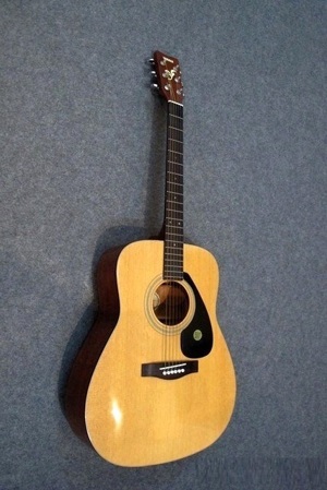 Đàn Guitar Acoustic Yamaha FG-301