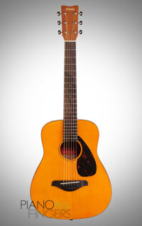 Đàn Guitar Acoustic Yamaha JR1