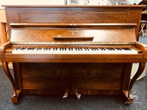 Đàn Piano Steinway Z114