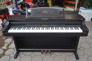 Đàn piano Yamaha CLP-711