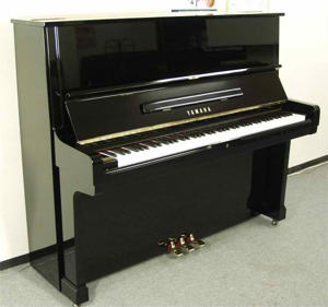 Đàn Piano Yamaha U2