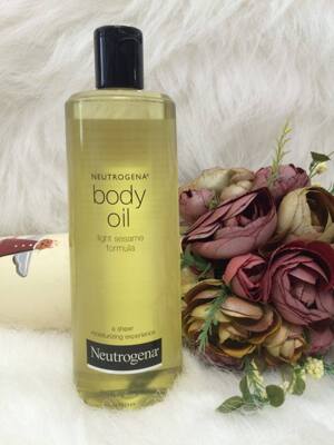 Dầu dưỡng thể Neutrogena Body Oil