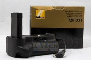 Đế pin Nikon Battery Grip MB D31 for