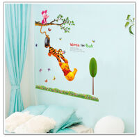 Decal dán tường hình gấu Pooh và hổ Tiger DTY842