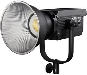 Đèn LED Nanlite FS150