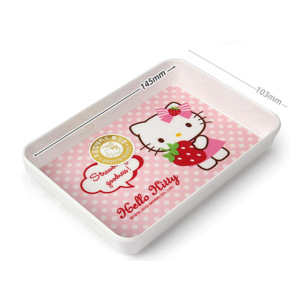 Đĩa thức ăn nhẹ bằng nhựa Hello Kitty LKT456 -145 x 103 x 25mm