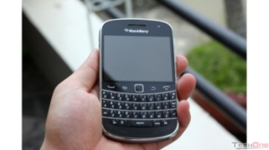 Điện thoại Blackberry Bold 9900