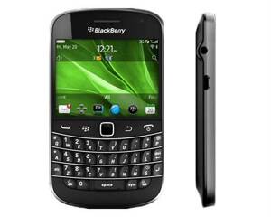 Điện thoại BlackBerry Bold 9930 - 8GB