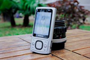 Điện thoại Nokia 6700 Slide