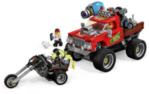 Đồ chơi lắp ráp Lego 70421 - Xe tải đóng thế của El Fuego