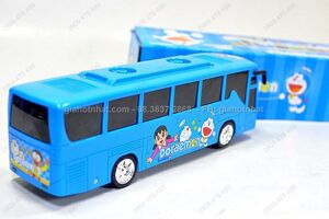 Đồ chơi xe bus doremon có âm thanh và đèn 3d