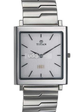 Đồng hồ nam Titan 1518SM01