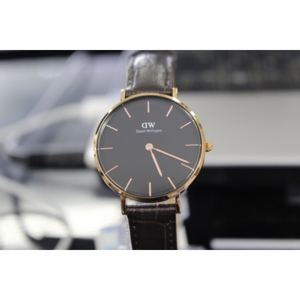 Đồng hồ nữ Daniel Wellington DW00100170