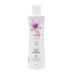 Dung dịch vệ sinh phụ nữ hằng ngày Lactacyd Soft & Silky 250ml