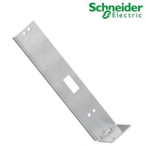 Giá đỡ chữ L lớn Schneider ABL2K03B