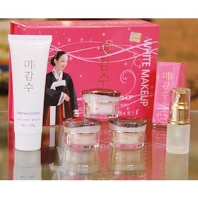 Kem dưỡng trắng da The Face Shop 5 in 1