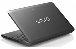 Laptop Sony Vaio SVE1512NCX - Intel Core i3-3110M 2.4GHz, 4GB RAM, 320GB HDD, VGA Intel HD Graphics 4000, 15.5 inch