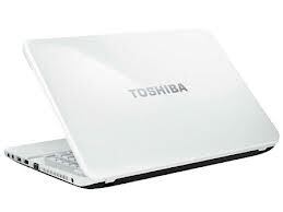 Laptop Toshiba L840-1040XW PSK8NL-01G004 - Core i5-3210M, RAM 2GB, HDD 500GB, AMD HD 7670M, 14inch