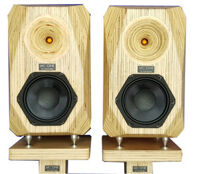 Loa MC-One XLC-6