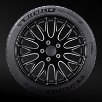 Lốp ô tô Michelin 205/55ZR16 94W XL Pilot Sport 4