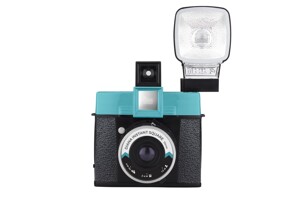 Máy ảnh chụp lấy ngay Lomo Diana Instant Square Camera with Flash