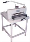 Máy cắt giấy bằng tay 470F