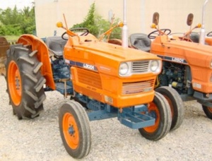 Máy cày Kubota L2601