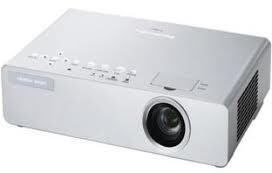 Máy chiếu Panasonic PT LB75EA