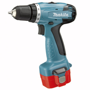 Máy khoan Makita 6261DWE