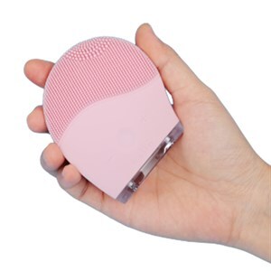 Máy rửa mặt và massage Halio Facial Baby Pink