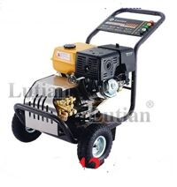 Máy rửa xe chạy dầu Diesel Lutian 18D35-10A