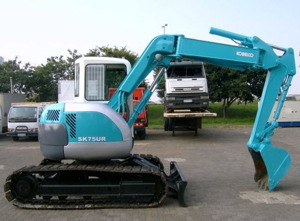 Máy xúc đào bánh xích KOBELCO SK75UR-3E