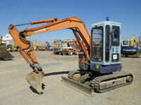 Máy xúc đào mini bánh xích HITACHI EX40UR-2C