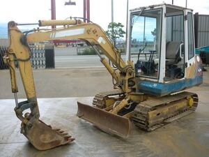 Máy xúc đào mini Komatsu PC20-5