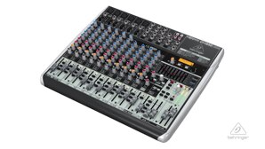 Mixer Behringer Xenyx QX1832USB