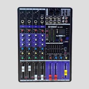 Mixer Yamaha M4