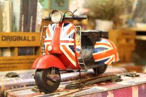 Mô hình cổ điển xe vespa london