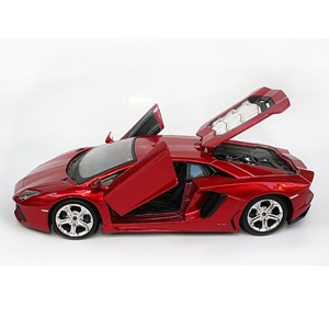 Mô hình xe Lamborrghini Aventador LP 700-4 tỉ lệ 1/24 Maisto 31362